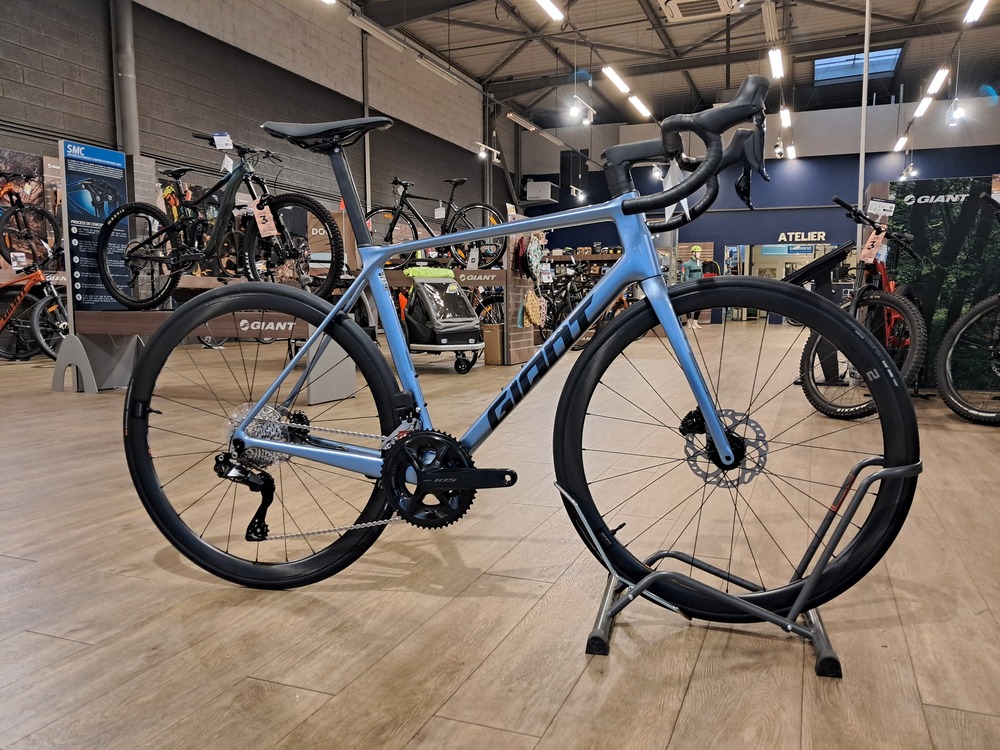 Comment bien choisir son premier vélo de route